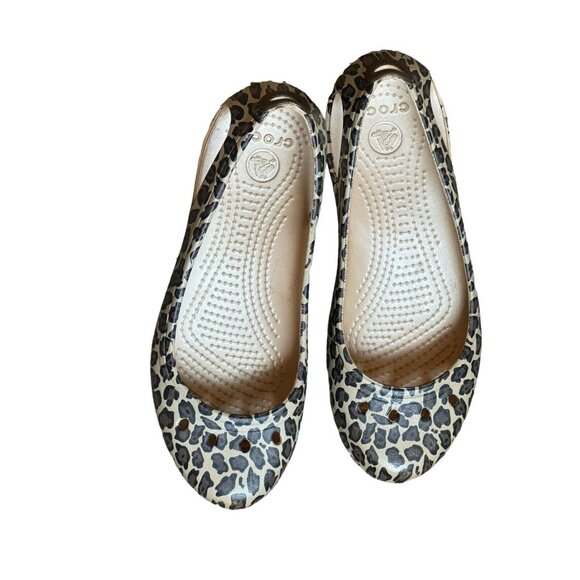 CROCS Kadee Leopard Print Womens Comfort Ballet Flats Closed Toe Shoes Size 7 - Picture 1 of 6